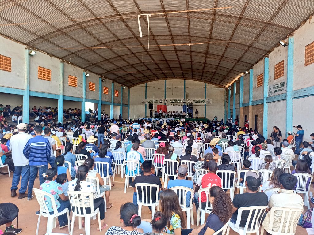 Galeano2023's tweet photo. Masiva concurrencia del pueblo Caaguaceño en la ciudad de Vaquería! Encuentro político con el pre candidato de la Concertación Nacional por la lista 9 @EfrainAlegre y los candidatos de la Auténtica Concertación Departamental de Caaguazúl!
Todos unidos construímos el cambio en 🇵🇾 https://t.co/5SVFpVTvvZ