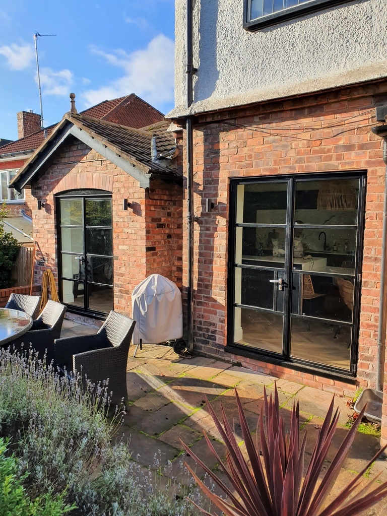 James Price Bespoke Glazing tweet media