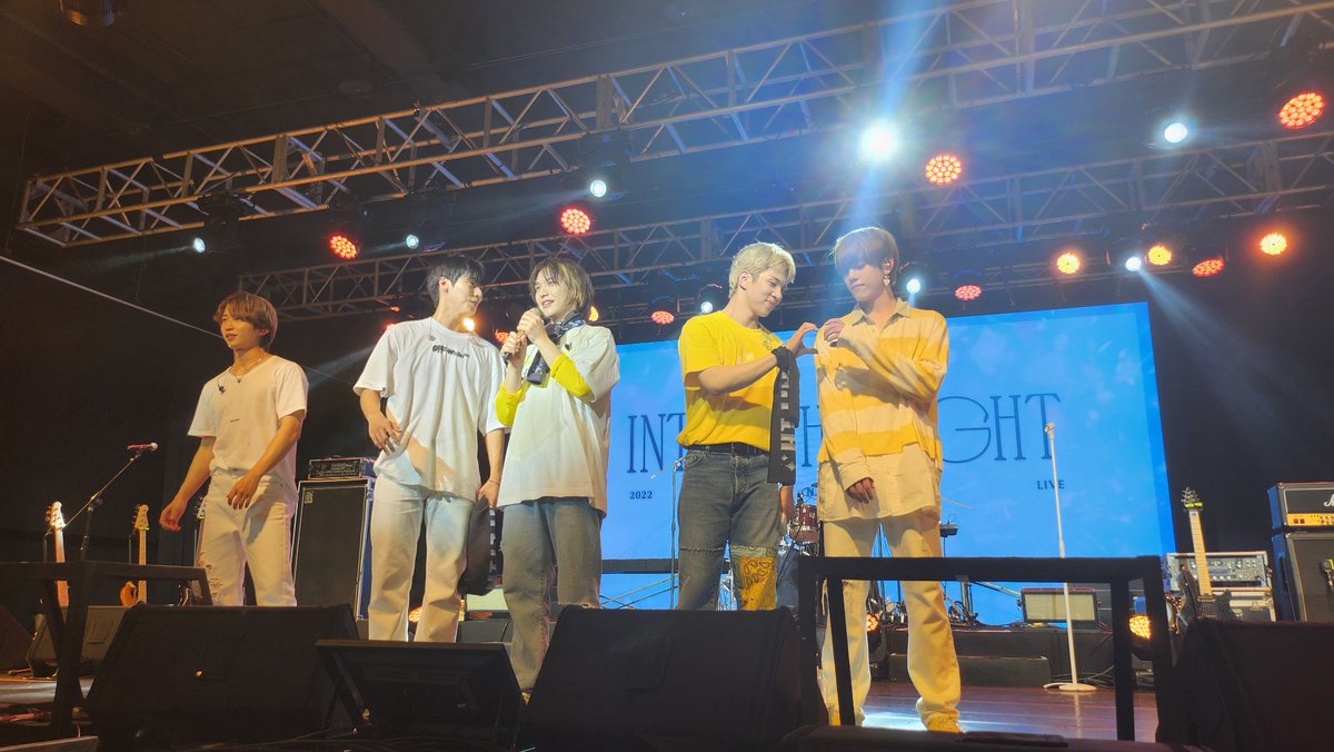 monyue33's tweet photo. 고마워 사랑해❤
#엔플라잉 #Nflying #굿밤 #이승협 #차훈 #김재현 #유회승 #nflyingfanart https://t.co/3h3dmJo2wc