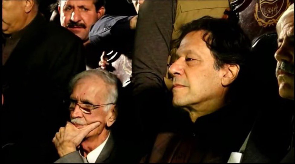 StreamzyraApp's tweet photo. Fear has no policy
Surrender has no option
Proud moments for me now that i am Working with you Just for Sake of Better Pakistan from last 14 years
#ThanksAllah
#CaptainImranKhan
#حقیقی_آزادی_فائنل_مارچ https://t.co/TVYlijeN7A