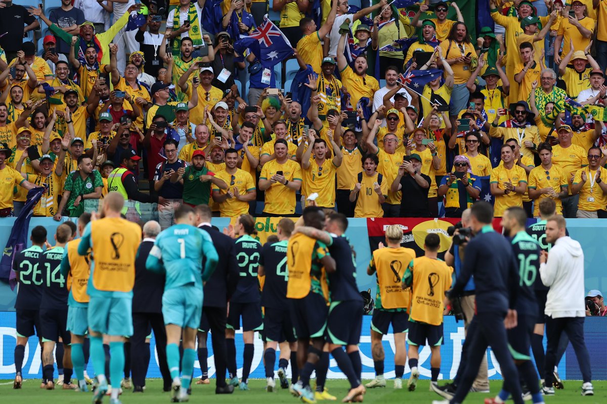 Socceroos's tweet photo. To our Aussies abroad and at home, 

Thank you for the incredible support. 💚💛

That was for you, enjoy the moment 🙌

#GiveIt100 #Socceroos #FIFAWorldCup https://t.co/NsWa68sWsH