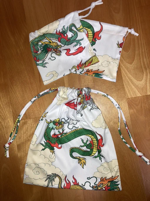 ハギレで巾着とサコッシュができていた!  