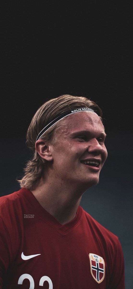 _blacktesla's tweet photo. The Mbappe - Haaland debate is eerily similar to the Messi - Ronaldo debate. Mbappe is the better all-round player like Messi while Haaland is like prime Ronaldo, banging in goals like it's a joke. https://t.co/TllIMm6f4Z