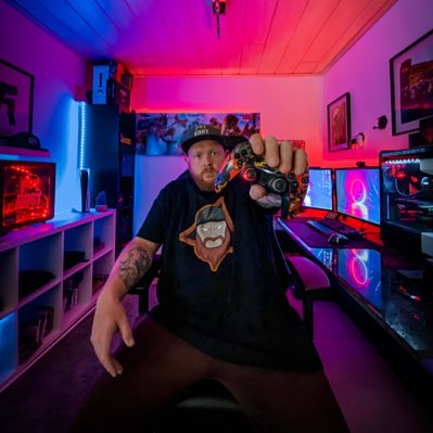 RotbartT's tweet image. #NeuesProfilbild