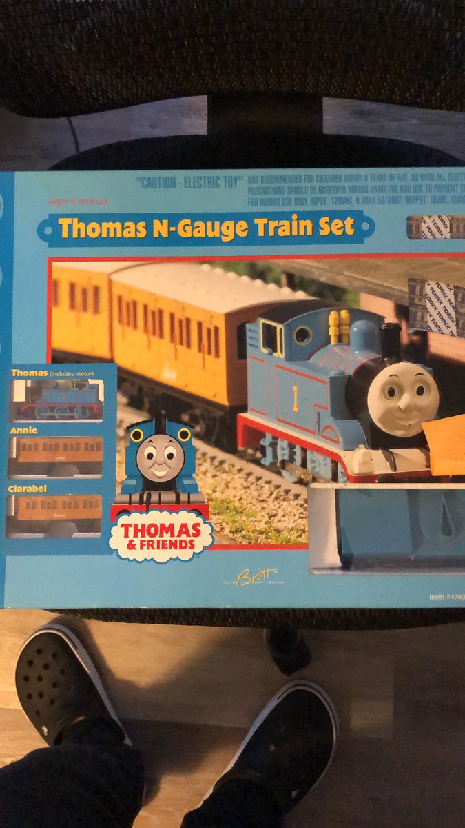 Hey guys, if you saw a guy lugging this around at the Edison show, that was me. It was nice getting to meet some of you. Aside from the cringe sing alongs lol.