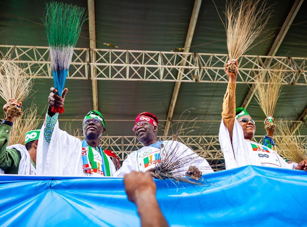 Bola Ahmed Tinubu tweet media