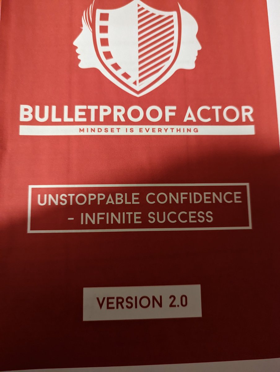 Fantastic first day on Bulletproof Actor program today. Truly motivational. Excited for part 2 tomorrow.😊
Thank you <a href="/BulletproofAct/">Bulletproof Actor</a> , <a href="/rossagrant/">Ross Grant</a> @MatthewLHall <a href="/LeePetcher/">Lee Petcher 🌱</a>