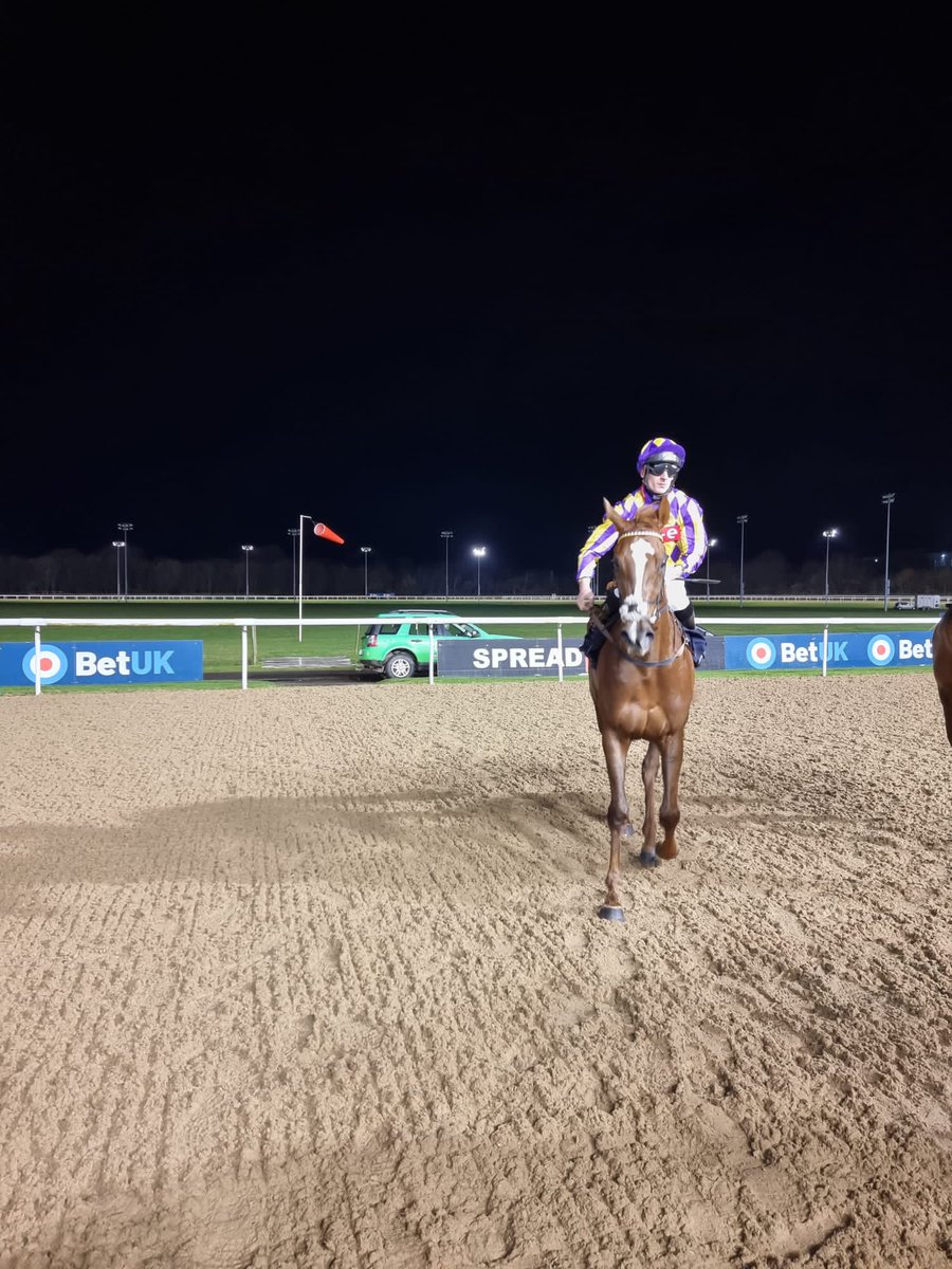 Harry Charlton tweet media