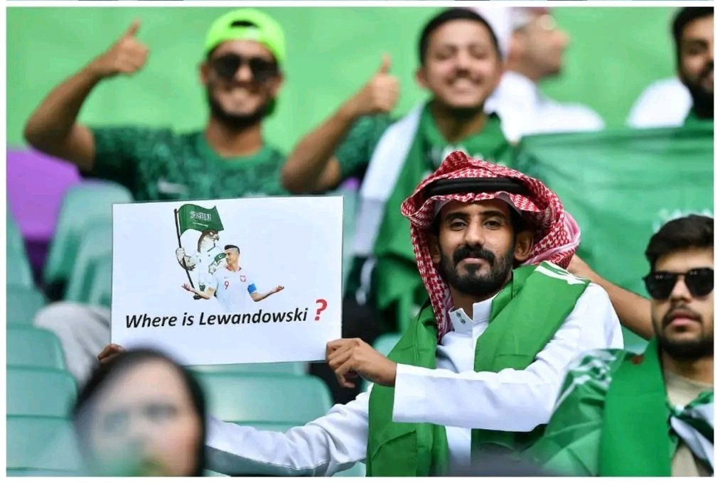 amInevitavle's tweet photo. Cry idiots,cry lauder. 😂👎🏼
#lewandoski 
#POLvsKSA
#FIFAWorldCupQatar2022 https://t.co/WoctjLFHDK