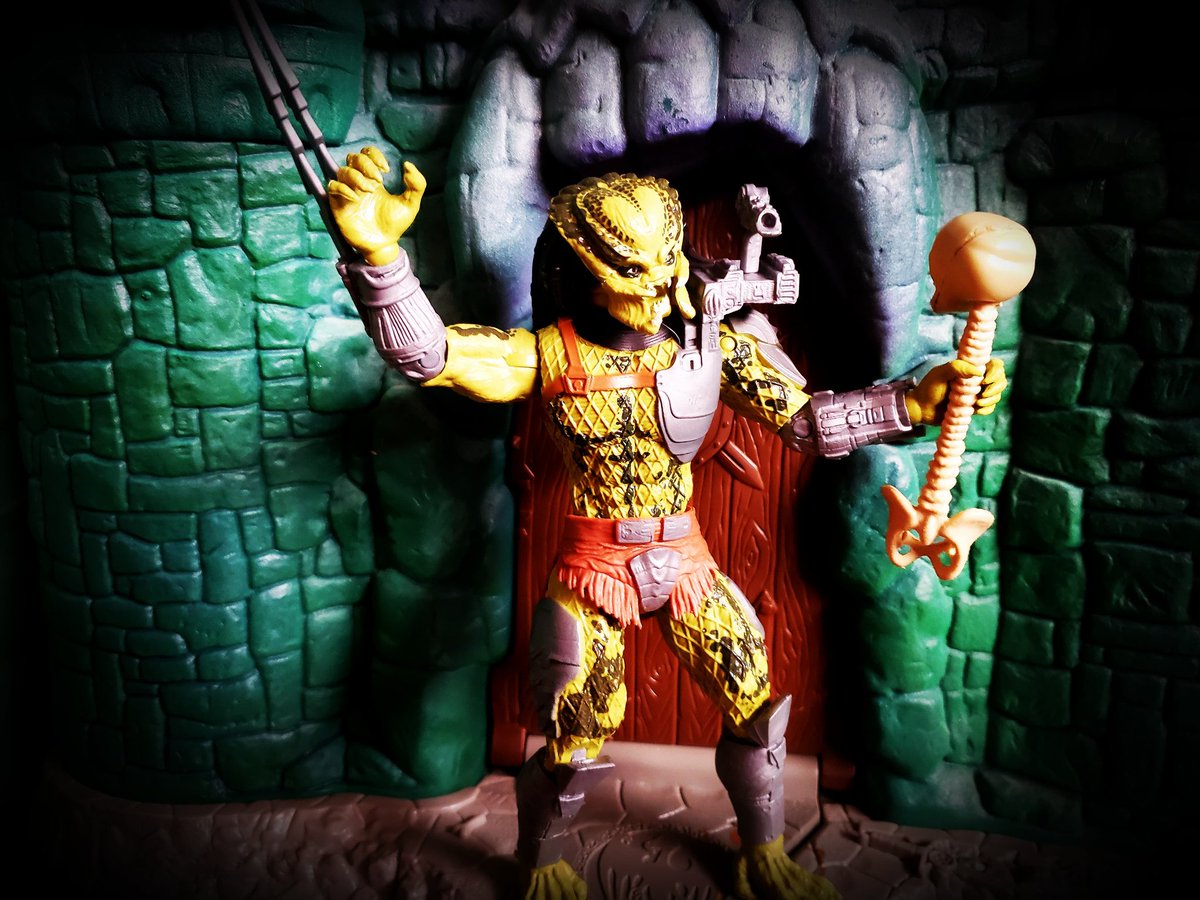 cracktasticpod's tweet photo. I hope everyone got some Black Friday deals. I know Predator got a "half" off deal. 😉 @Lanard_toys #thepfpn #cracktasticplastic #predator #blackfriday #plasticcrack #gettothechopper #iaintgottimetobleed #thrillofthehunt #actionfigures #toyphotography #actionfigurephotography https://t.co/JDtnDhkNFb