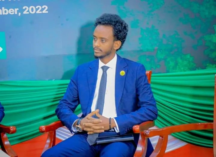Mo_Abdirashiid's tweet photo. Attended The National Consultation Meeting On Climate Change Impact On Somaliland. Really, as Regional Coordinator Eastern African Countries,@Coy17eg at @IYCM and I am ready to be part of hearing Somaliland's voice deeply particularly, @MOECC_JSL 
#SLClimateActionNow #SDG13 https://t.co/entRAd8UG8