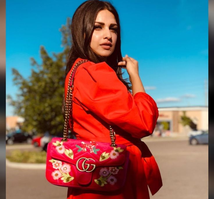 AryanOf20254281's tweet photo. ||•• #Happybirthdayhimanshi ••||
 ||••#Himanshikhurana  ••||

From which year 
Guess in comments and quote tweets https://t.co/fVkZPfxLpY