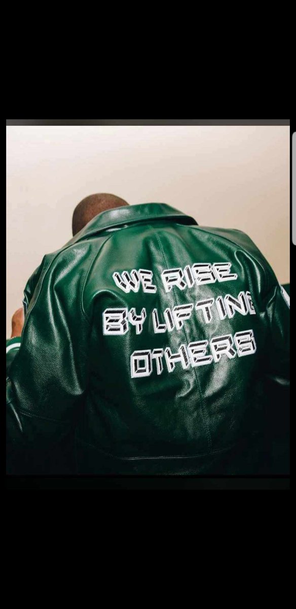 akinbodevictor6's tweet photo. @30BG_CEO @davido https://t.co/Q0snM3hjiy