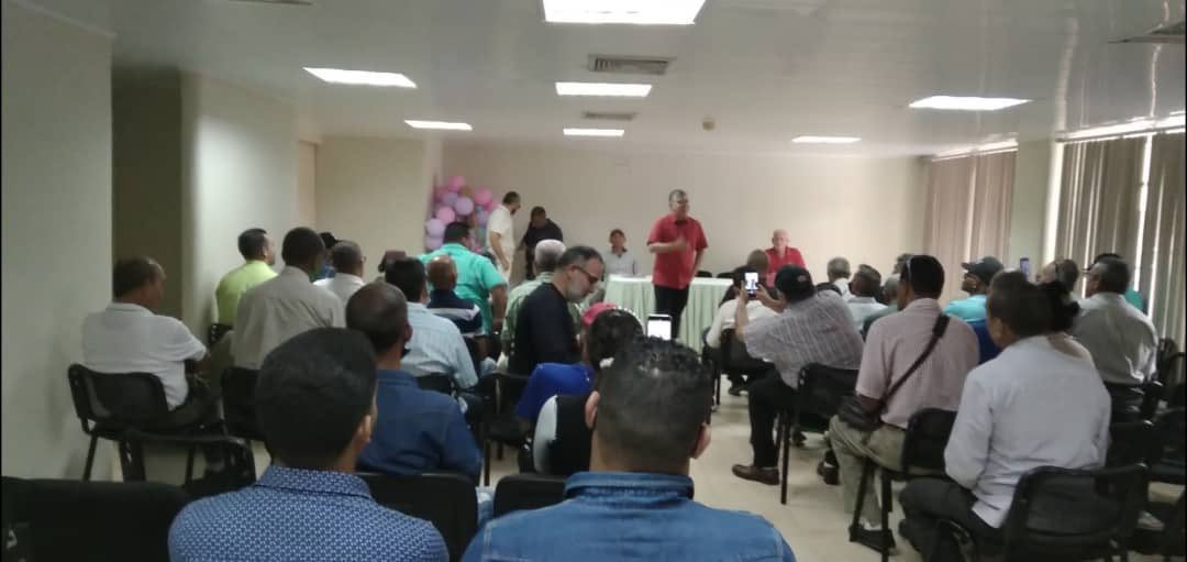 Elías Jaua tweet media