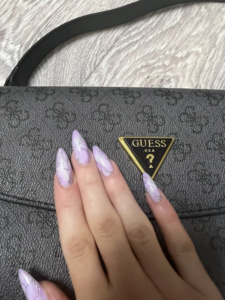 nickierain's tweet photo. Me new sissy nails and bag💜How do u like it?) Wanna see how it look on me ? 💓 https://t.co/J2QgjhLrp5