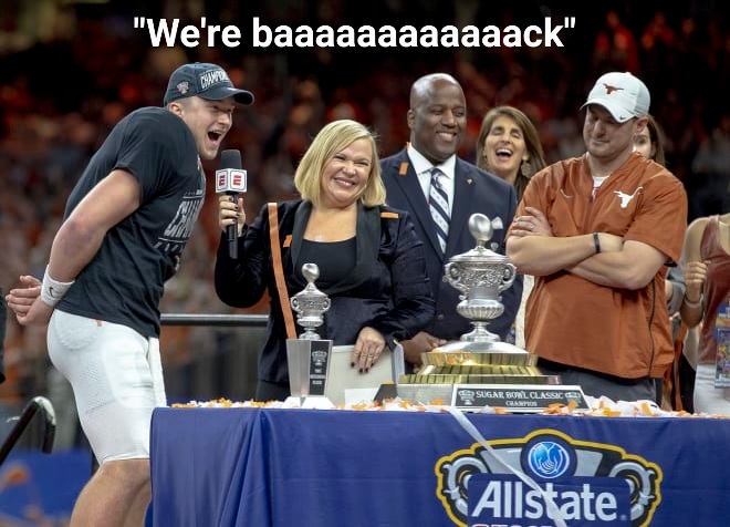 botchedxecution's tweet photo. @TexasFootball https://t.co/N8QhW3GdNQ