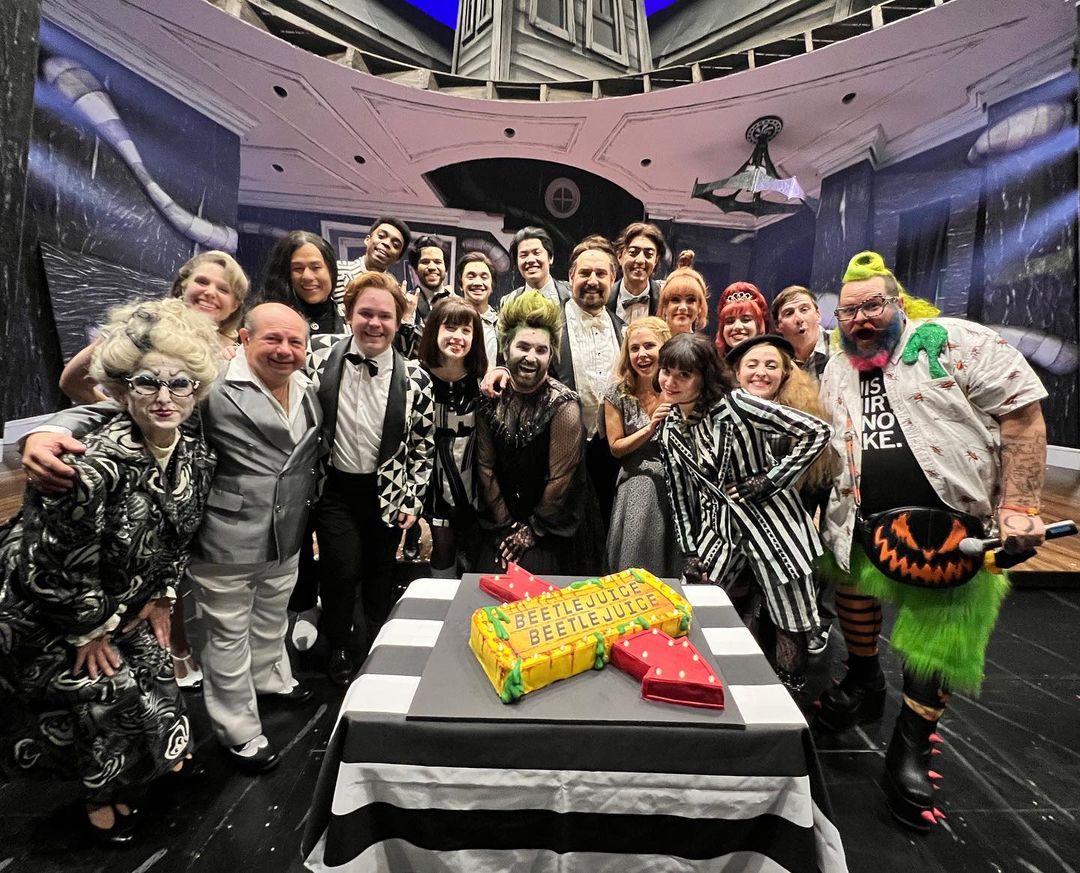 beetlejuice-on-broadway-on-twitter-cake-cake-cake-se-ora-in