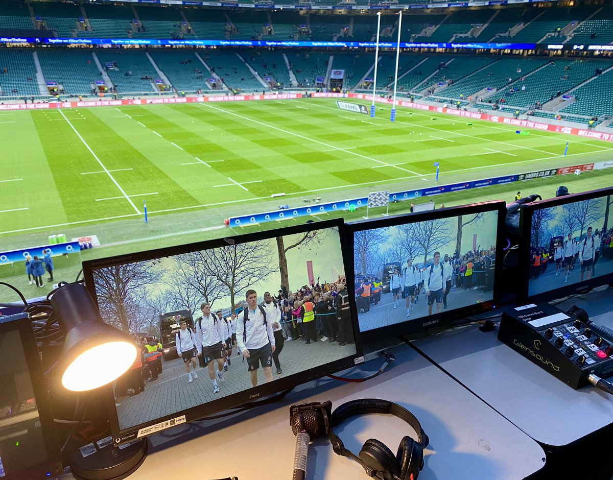 Plans to mark Wayne Barnes’ record-breaking career as a referee at half-time have been shelved. With his family &amp; children here, there are worries about how some in the crowd might react. This is why and where it must end.