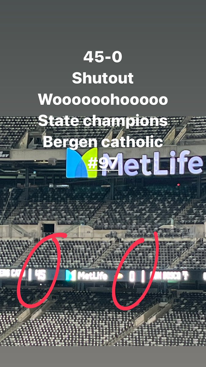 DrDeanSmiles's tweet photo. @VarsityAces Best game ever https://t.co/2Re2Yj5CZk