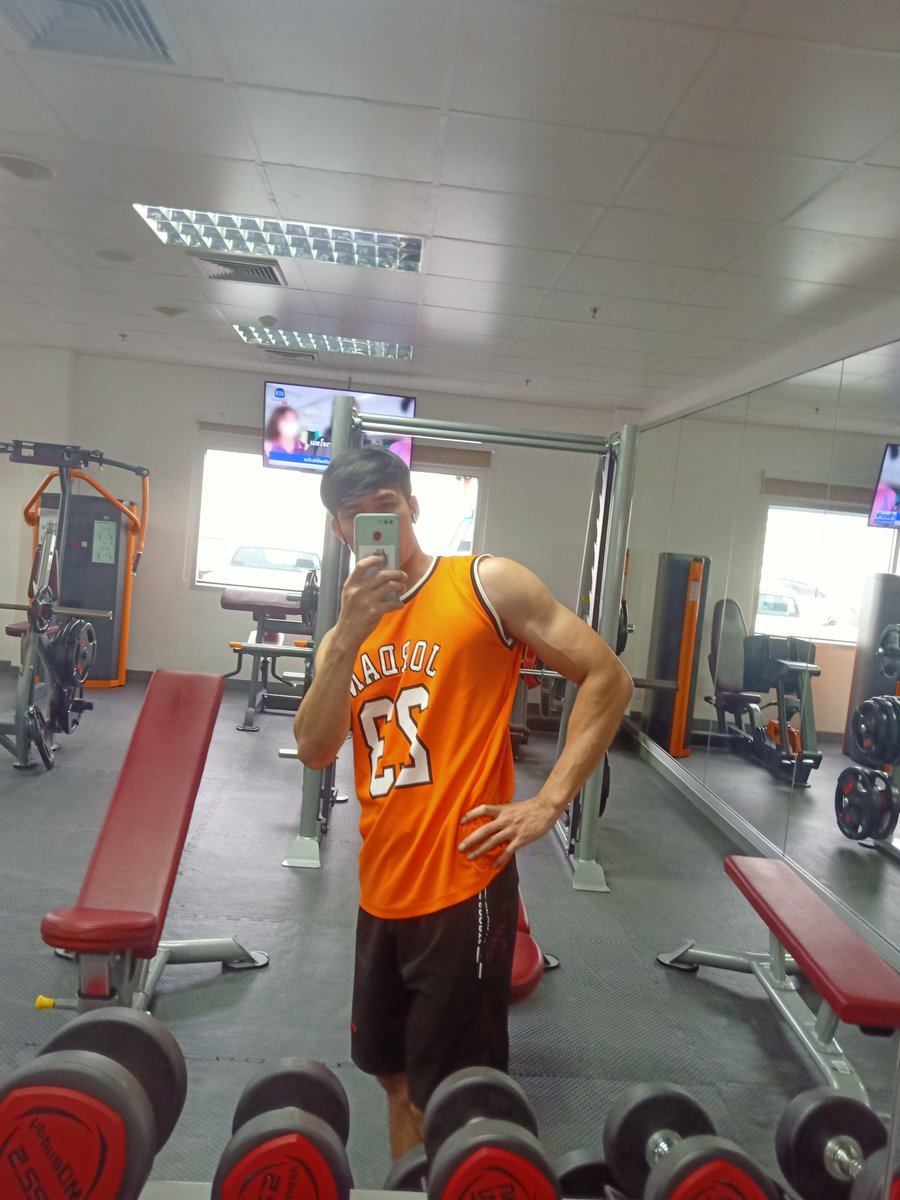satit4273's tweet photo. นน หายไปเยอะเลย https://t.co/jYf6IQ1OCI