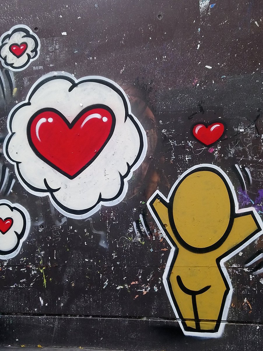 oungawa's tweet photo. #jace #gouzou #MathGoth #streetart #urbanart #wallart #spraypaint #graffiti #mural #muralismo #callero #callejero #artederua #arteurbano #artedistrada #graffitiart #paintedcities #paris #arturbain #fresque #funny https://t.co/rjnwVxafui