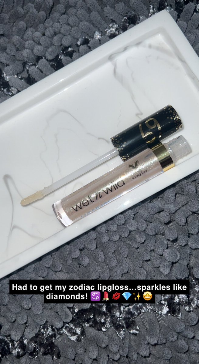 EricaLynn1549's tweet photo. Had to get my zodiac lipglossโฆsparkles like diamonds! #wetnwild #wetnwildbeauty #coloricon #zodiac #cancer #lipgloss #lipglossjunkie #diamonds #sparkle #glitter #makeup #makeupaddict โ๏ธ๐๐๐โจ๐คฉ @wetnwildbeauty https://t.co/VlGc0HGUEn