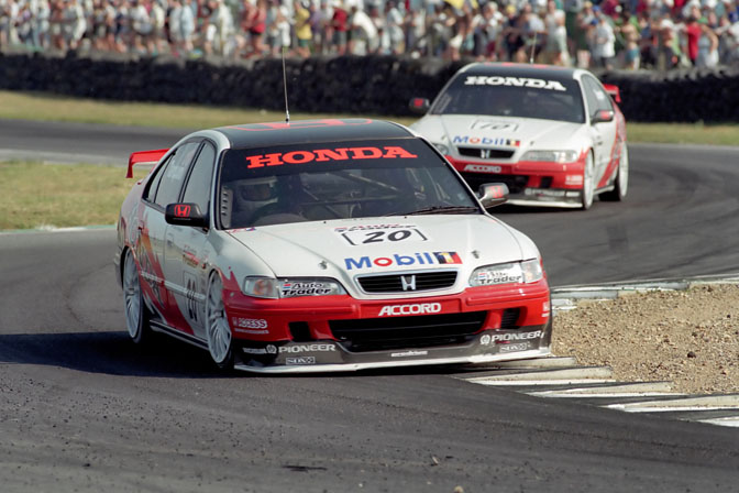 ClassicBTCC's tweet photo. Classic #BTCC time...1997 - Tarquini https://t.co/shfBbKqtW3