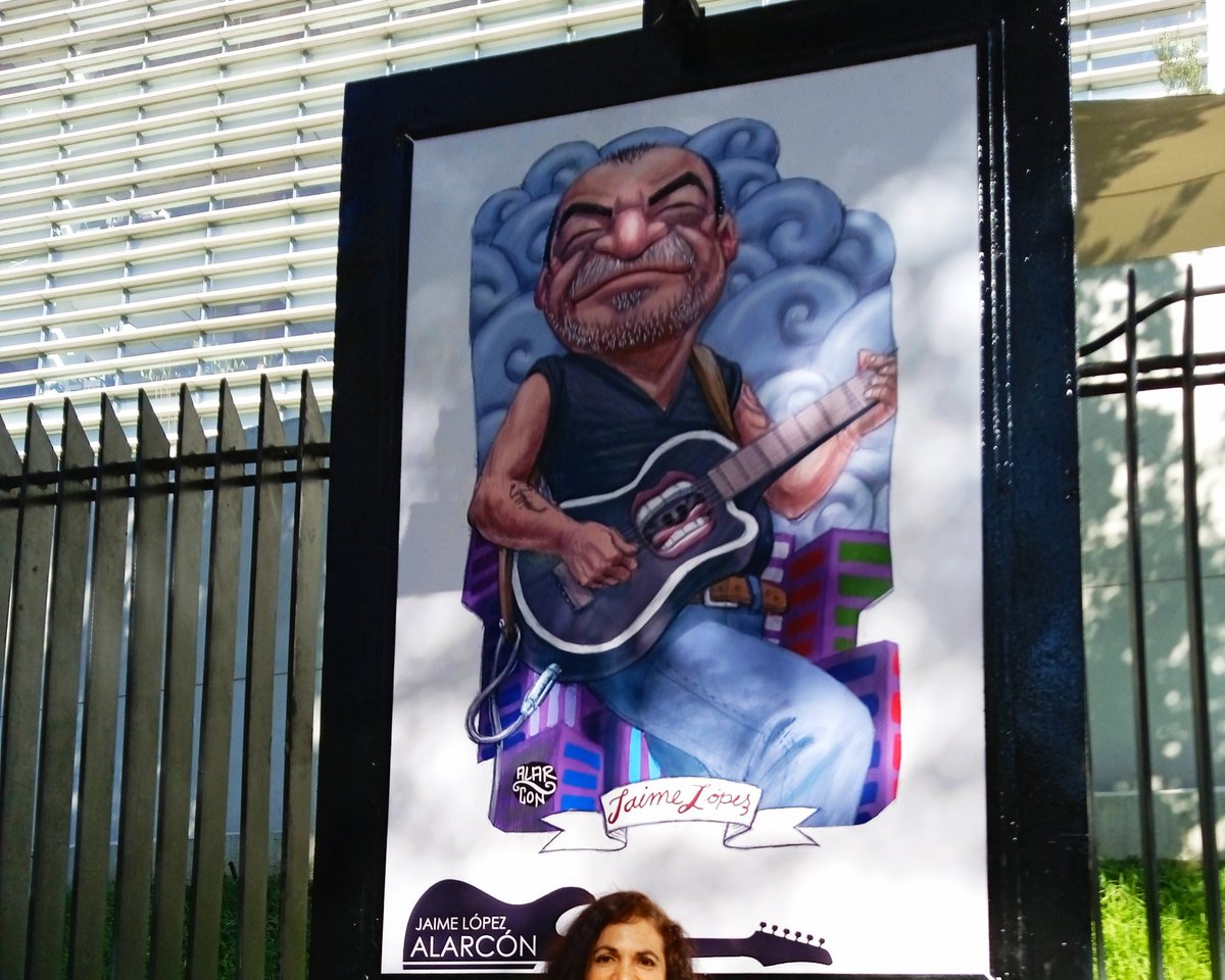 Genial exposición en las rejas del senado. <a href="/alarcondibujos/">ALARCÓN</a>