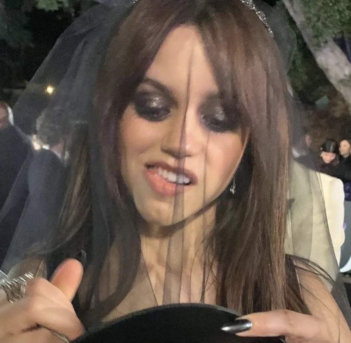 wenclairity's tweet image. HELLO????