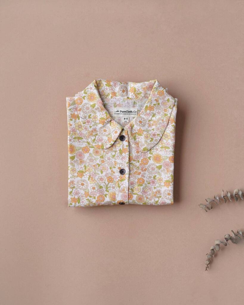 PureCloth_Co's tweet image. Featuring floral night pyjamas designed for the little ones to sleep in a comfy cotton thats pure and soft.

#nightpyjamas #cottonpyjamas #babypyjamas #kidspyjamas #sustainablefashion #pajamas #kidspajamas #kidsfashion #bangalore #slowfashion #pajamisuit 3floralfabric #colla…