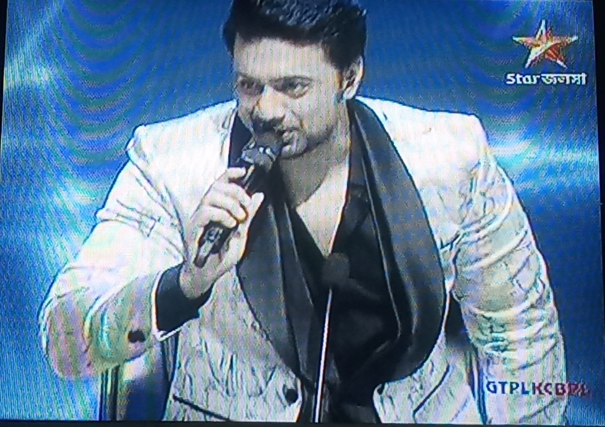 Amritap44171993's tweet photo. @idevadhikari omg...🤩 aj k Annand er Performance ta ki chilo !!! Sotti pronam korar moto...🙏🏼🙏🏼 no doubt Ananda amar Favourite sob theke...❤ 

#DDJ3 Rock...✌ https://t.co/vy7boWvVHC