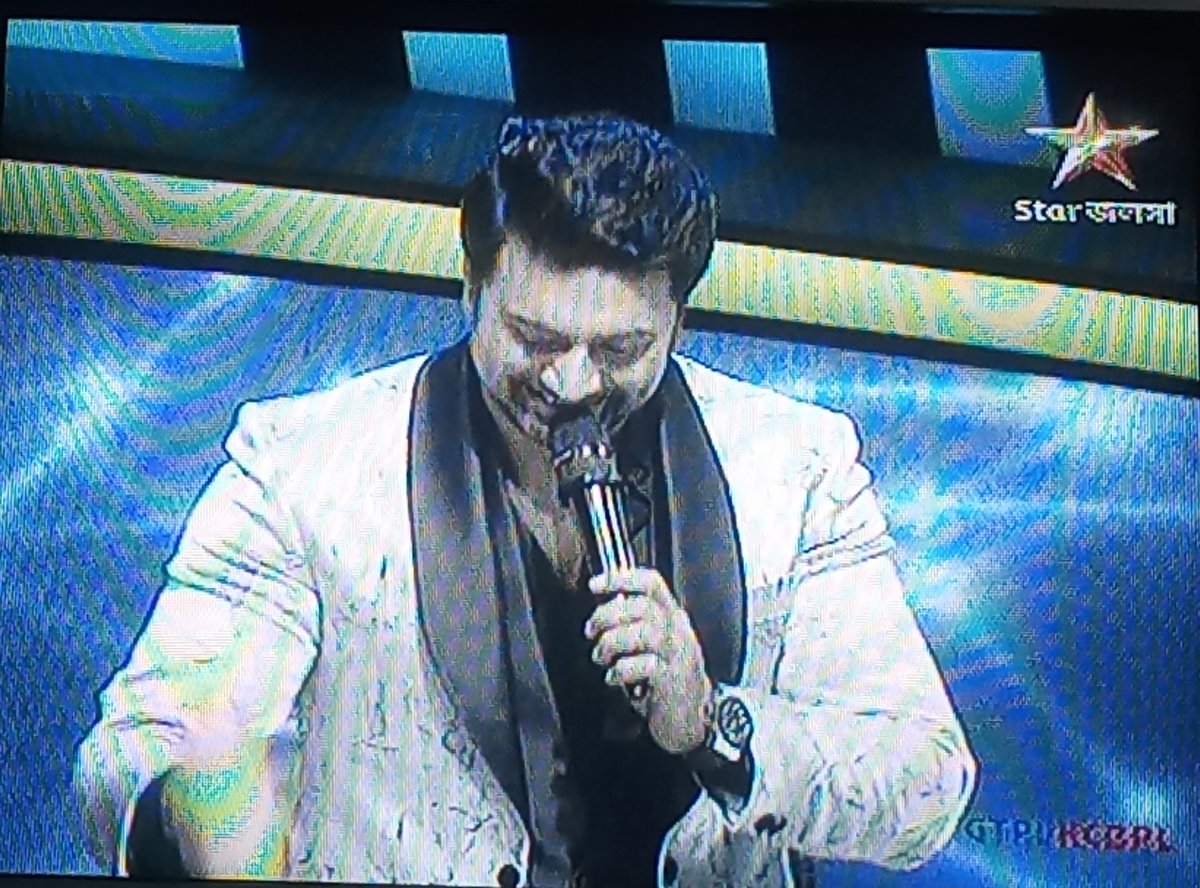 Amritap44171993's tweet photo. @idevadhikari omg...🤩 aj k Annand er Performance ta ki chilo !!! Sotti pronam korar moto...🙏🏼🙏🏼 no doubt Ananda amar Favourite sob theke...❤ 

#DDJ3 Rock...✌ https://t.co/vy7boWvVHC