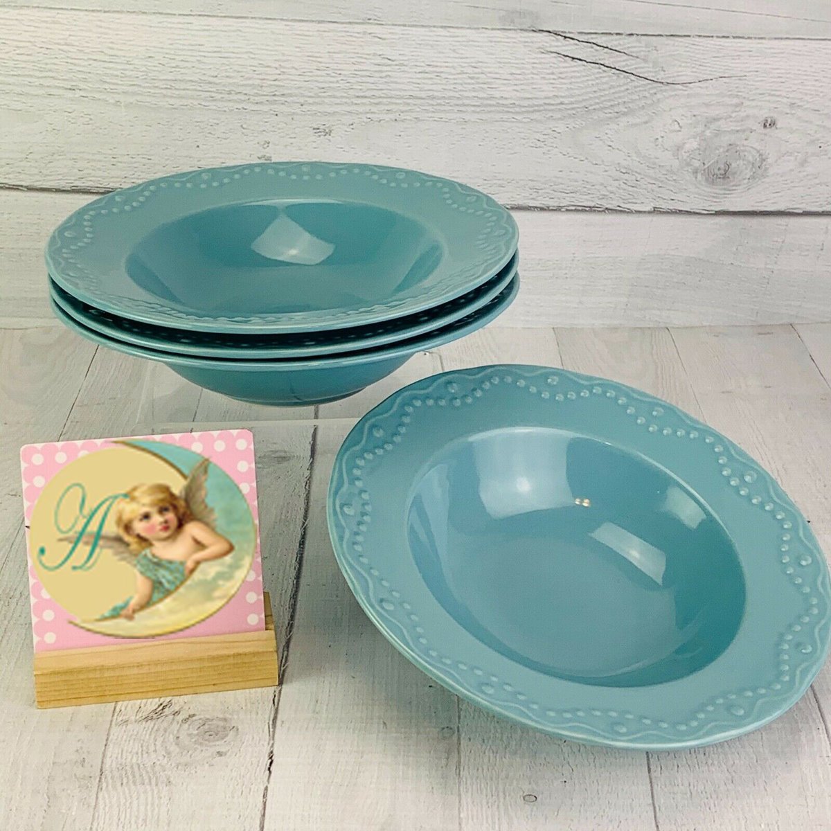Bimba15Lisa's tweet photo. Excited to share the latest addition to my #etsy shop: Paula Deen Whitaker Aqua 9" Large Rim Soup Bowls Set of Four https://t.co/tvQE7mOv4w #blue #housewarming #ceramic #pauladeenwhitaker #aquabowls #setofsoupbowls #pottery #microwavesafe #ovensafe https://t.co/9xhXiWcRcm