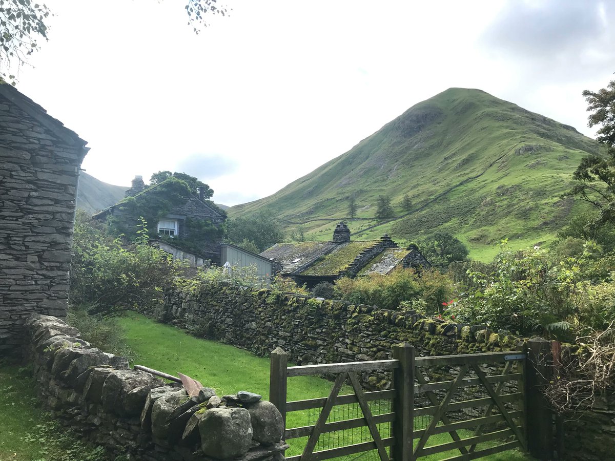 New date added! Getting Started with Local History. This course is aimed at any local historian looking for inspiration and advice though it will especially appeal to those of you who have recently started or would like to start researching local history. buff.ly/3oDKnQu