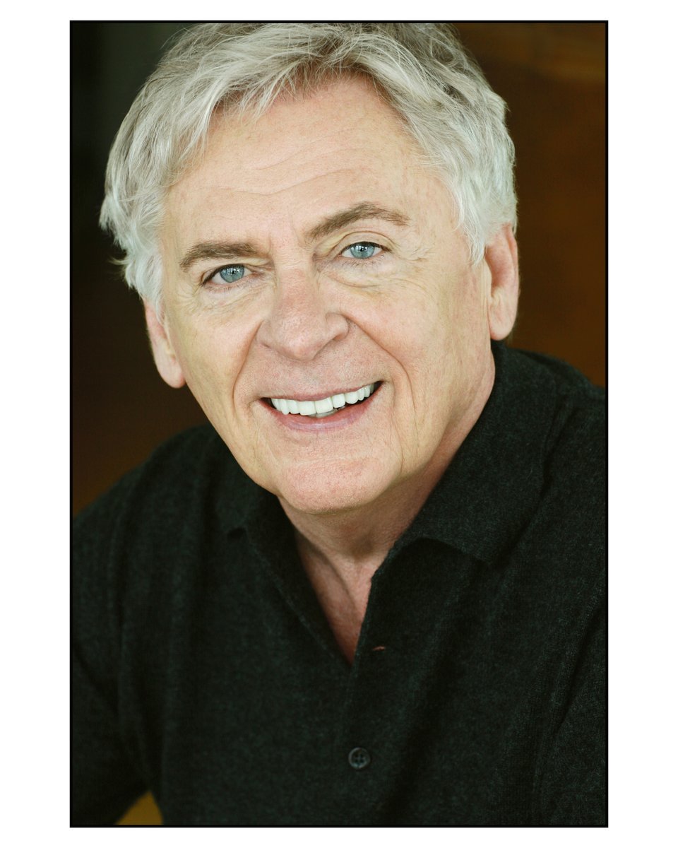 GaryGorn's tweet photo. Happy Birthday Daniel Davis🥳
Daniel Davis (born 26 November 1945) played the role of the holographic Professor #JamesMoriarty in the #StarTrekTheNextGeneration episodes "#Elementary, #DearData" and "#ShipInABottle",
#HappyBirthday #DanielDavis #TNG #StarTreKTNG #StarTrek https://t.co/8TyHnN3t74