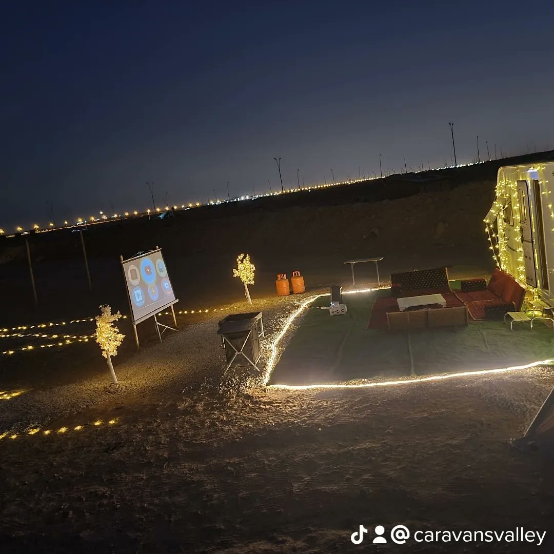 caravanvalley's tweet photo. كشتة وقمرا وبروجكتور وكأس عالم،،، لا تتأخرون بس https://t.co/0c9uN1sykf