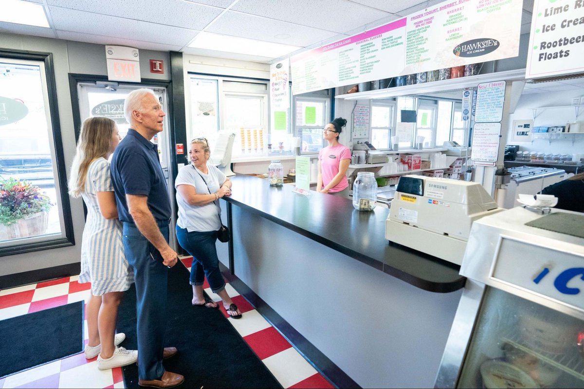 JoeBiden's tweet image. Small businesses are vital to our communities and employ millions of Americans around the country. 

Today, and every day, support your neighbors and strengthen your community by shopping small.