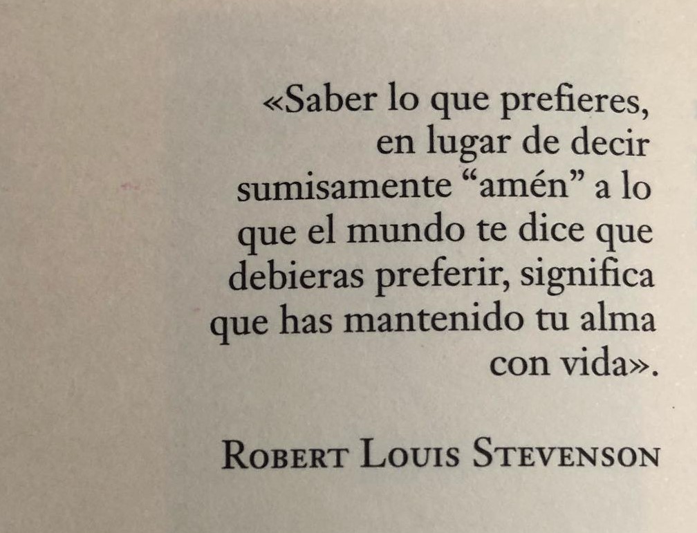 literlandweb1's tweet image. Con 21 años, Robert Louis Stevenson toma una decisión que cambiará su vida: deja los estudios de ingeniería en Edimburgo para dedicarse a la literatura. A ese giro vital debemos, entre otras obras, "La isla del tesoro" y "El extraño caso del doctor Jekyll y el señor Hyde".
