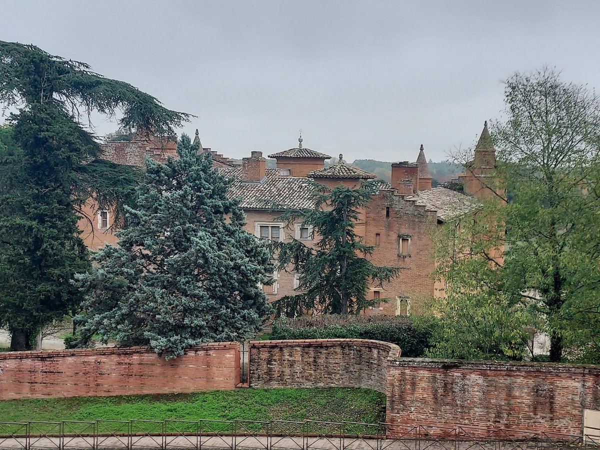 bernardmalherbe's tweet photo. Petite rando patrimoine et nature, "Sur les pas de Sainte Germaine", encadrée par le #CDRP31 dans le cadre du festival Montagne &amp; Nature Pyrénicimes 🥾 🌥 #GR653 
@VillePibrac #Pyrenicimes
@TourismeHG  #CDRP31 https://t.co/SozBa4rXal