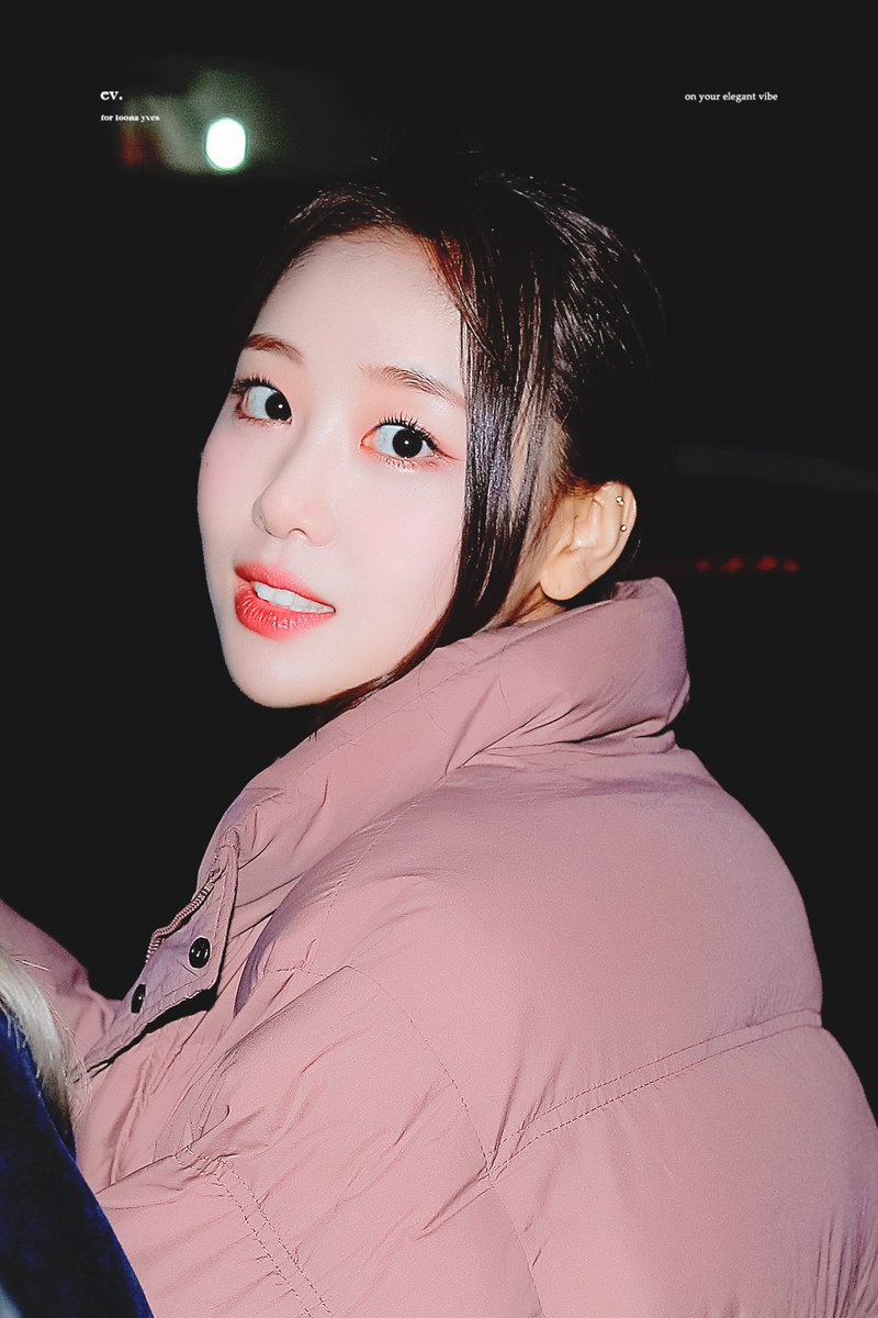 ev_524's tweet photo. 2017 2018 2019 2020
#이달의소녀 #LOONA #이브 #YVES https://t.co/t0g4jxuj3d