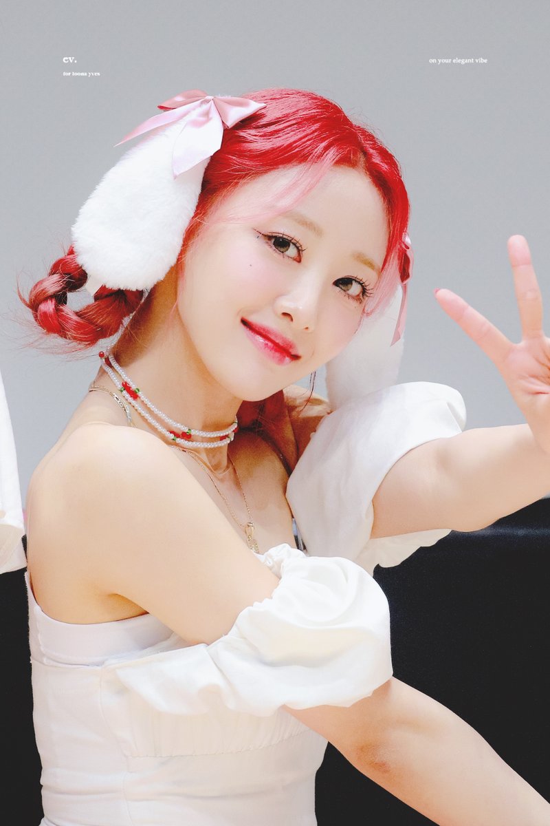 ev_524's tweet photo. 2022 데뷔 5주년 축하해 항상 수영이에게 행운이 함께하길🍀
#이달의소녀 #LOONA #이브 #YVES https://t.co/ZATfbXDcsz