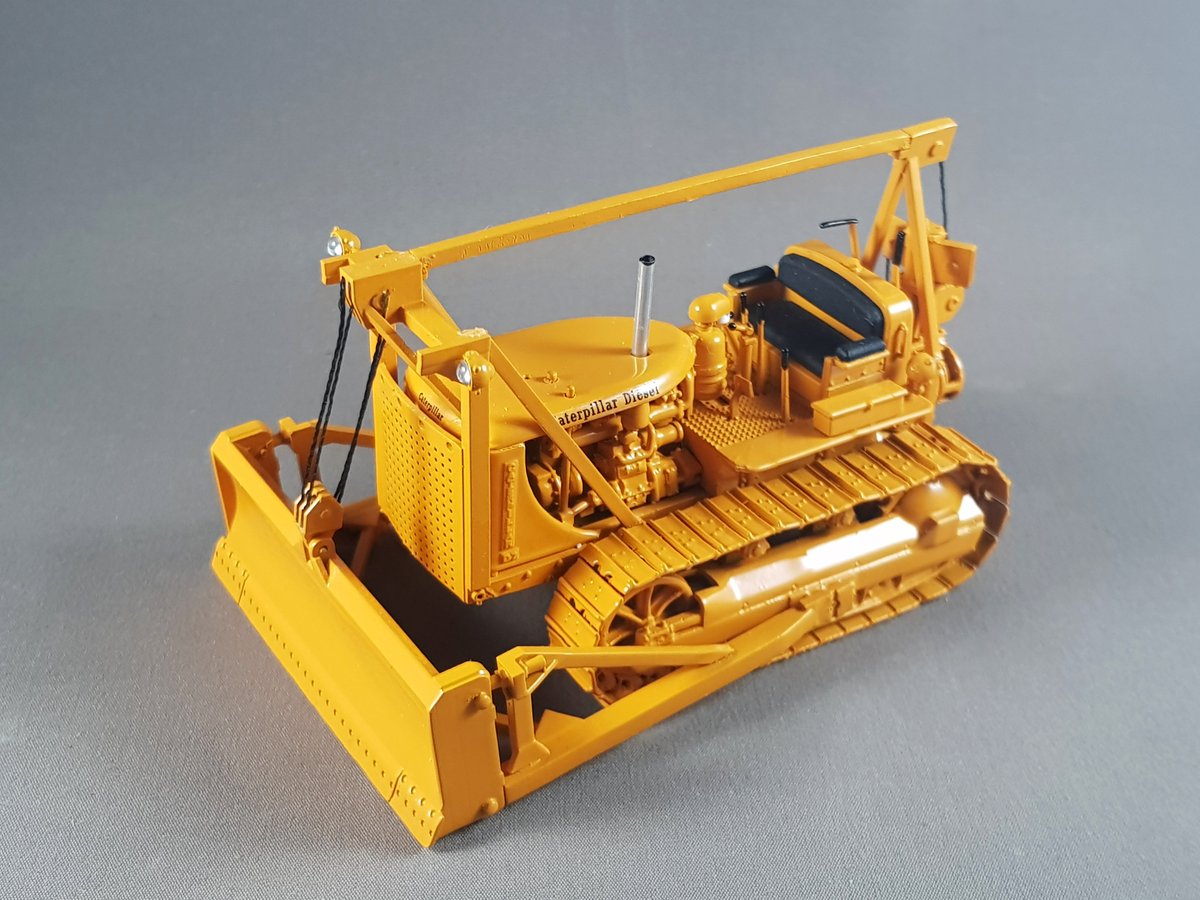 MiniMoversNL's tweet photo. #LimitedEdition #D7 #pacman #yellow #tracktype #tractor #LeTourneau #blade #goldenoldie #custom #resin
https://t.co/URKaMcBZ5s https://t.co/9999yhvSZ1