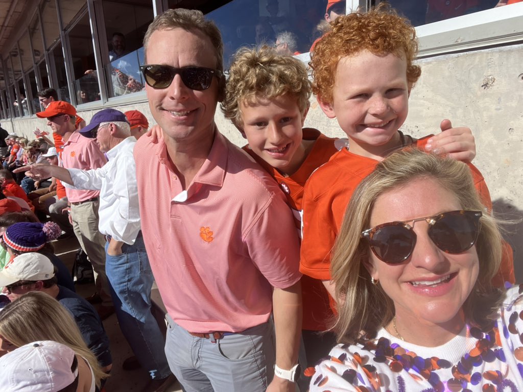 ClemsonJulia's tweet photo. #bestinthegame #putusontheboard https://t.co/rMQ8lBajAC