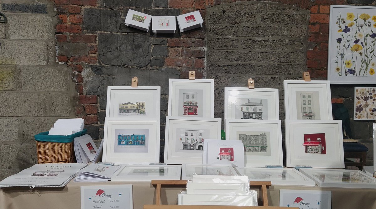 janehoganartist's tweet photo. This photo was taken first thing this morning!! I also never got to finish my back wall display 😂 What a busy day!! Thank you for all of your purchases.  So lovely to see some familiar faces &amp; some new. Thank You Thank You Thank You #limerick #wickhamway https://t.co/ddvfvupyAl