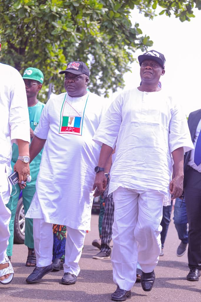BashdaWeb3's tweet photo. Sen. Teslim Folarin in Lagos for #LagosAPCRally
Tessy nation
#sweepitclean https://t.co/IJHp0Lr9wY