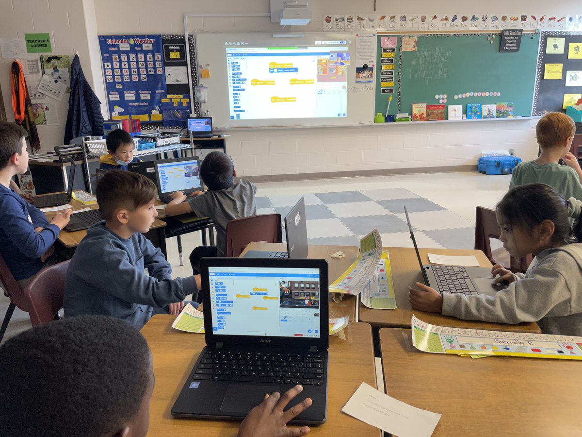 MrsSlavensClass's tweet photo. Thank you Code North for a great coding experience @YCDSB @GSD_ycdsb https://t.co/leUvt3buPu