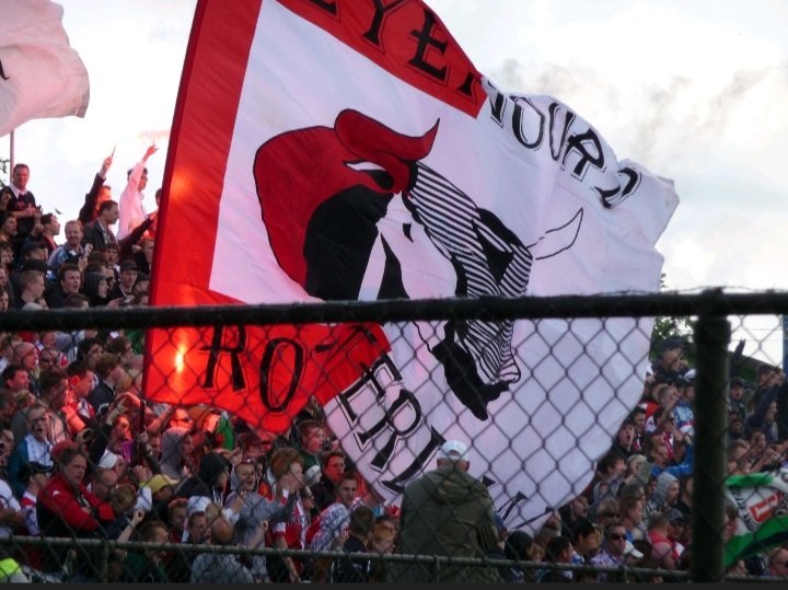 RS1908SC's tweet photo. #FeyenoordForEver https://t.co/r5ngoG8LqA