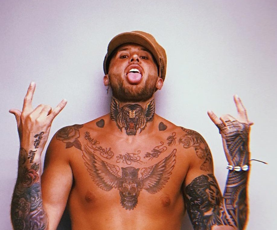 NZmeat1's tweet image. Damn, Look at the print on Lance Savali! 🍆🔥
#dancer #CTI