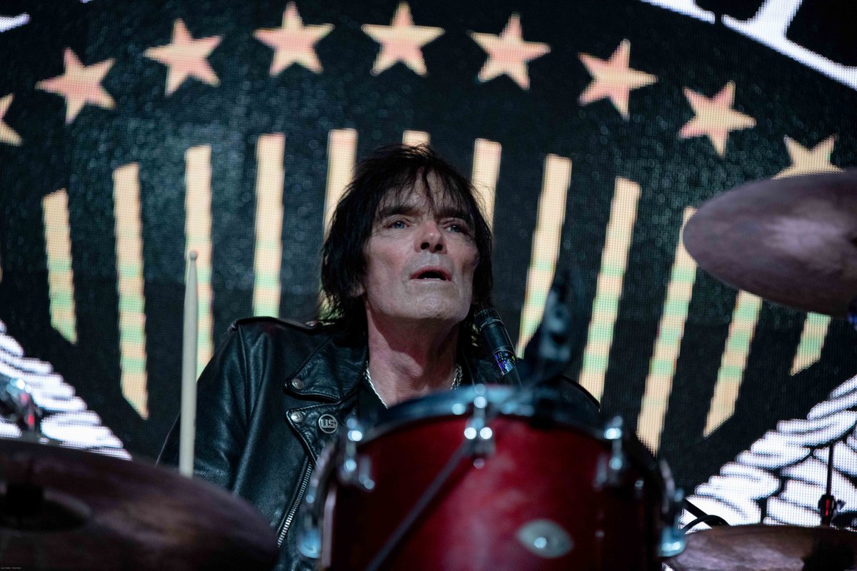 RutaRockCom's tweet photo. #RichieRamone en Outisder Festival 2022
.
.
Fotos por @kattunk https://t.co/GX1Bmz9cKO