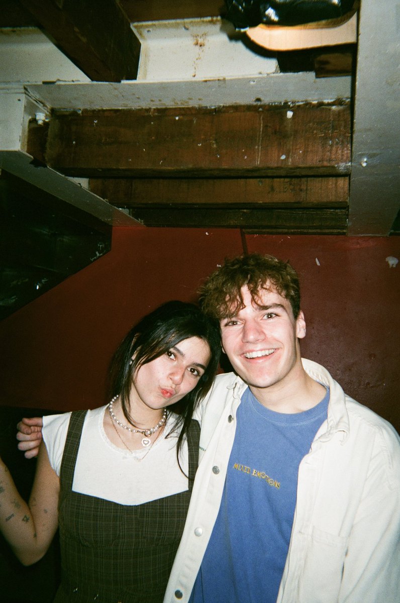 thisisrift's tweet photo. some lovely disposables 🥺 @renforshort @imvalenciagrace https://t.co/gBnWkdvMXL